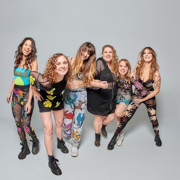 Renee Overbeeke - Screenshot and Social Media Collection in steamsisterband_3032186383859072692_318318595.jpg - hidden celebrity photo